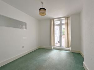 Photo 6- click for photo gallery